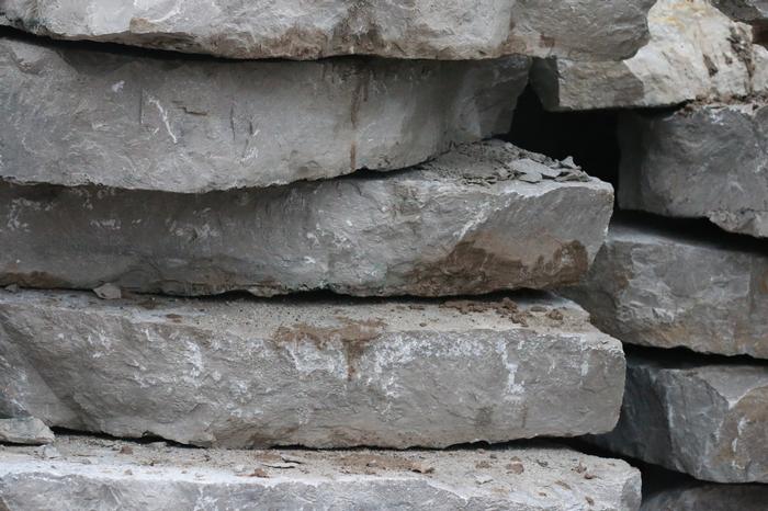 Cloud Gray Limestone Sorted Steps