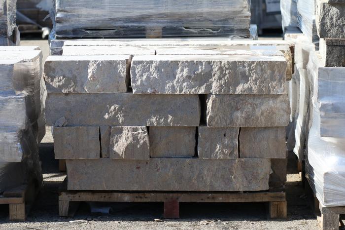 Lannon Limestone Sawn Wall