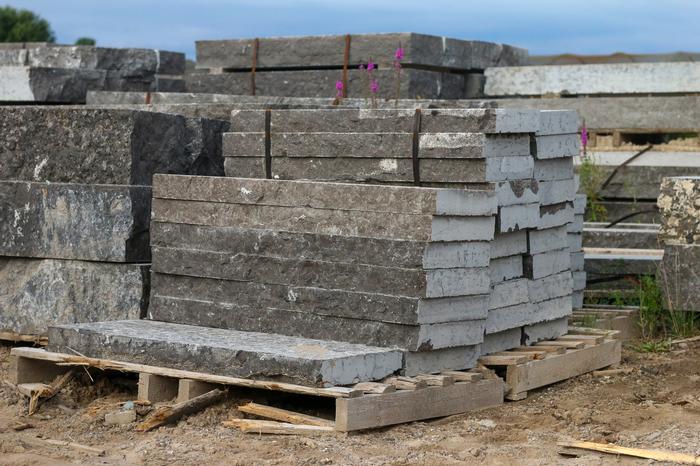 Keystone Gray Limestone Coping