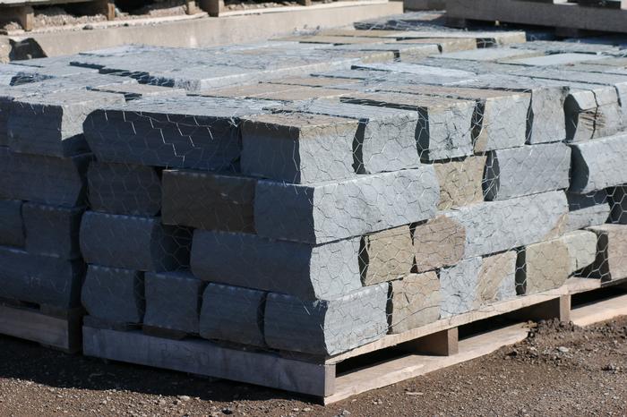 New York Bluestone Sawn Wall