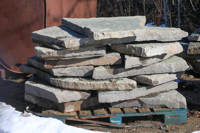 Niagara Mocha Gray Flagstone