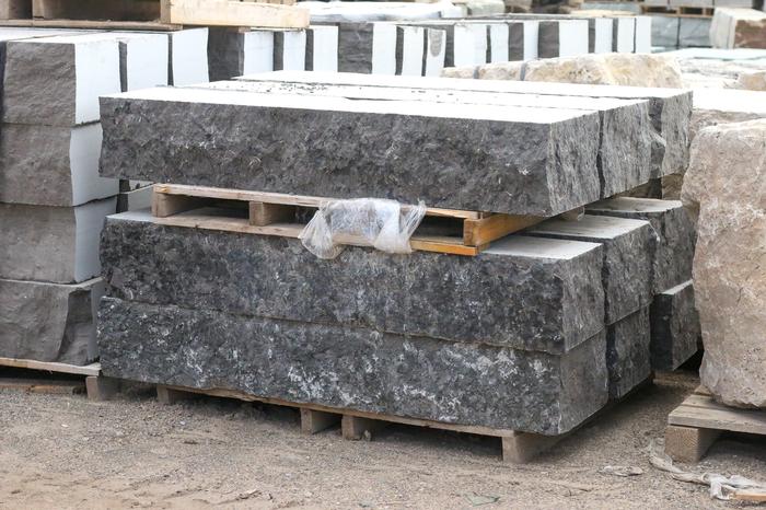 Keystone Gray Limestone Fingers